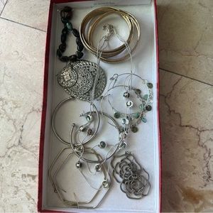 Assorted Costume jewelry - prices to sell!